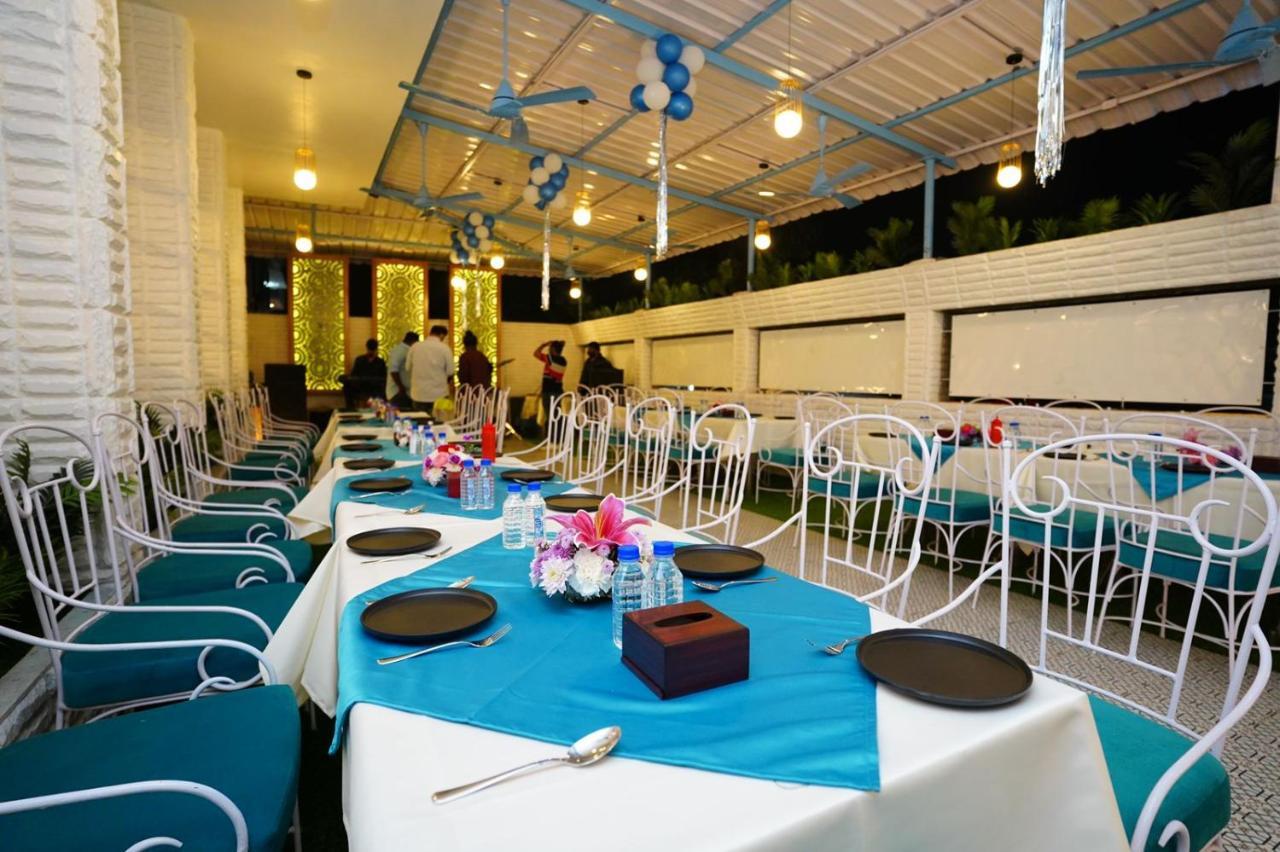 Hotel Vardhan Silvassa Esterno foto
